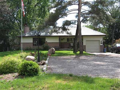 Twin Pines Bed And Breakfast Peterborough Zewnętrze zdjęcie