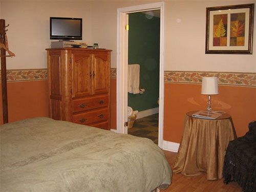 Twin Pines Bed And Breakfast Peterborough Zewnętrze zdjęcie
